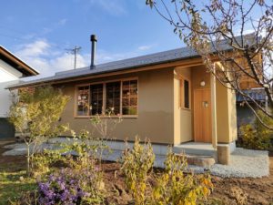 中庭の見えるアトリエ